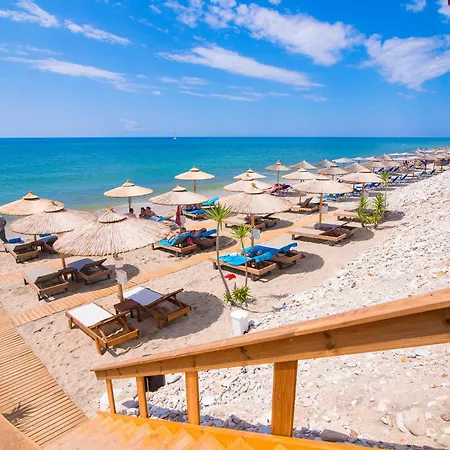 Aegean Infinity Deluxe 4*