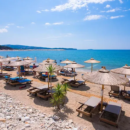 Aegean Infinity Deluxe 4*