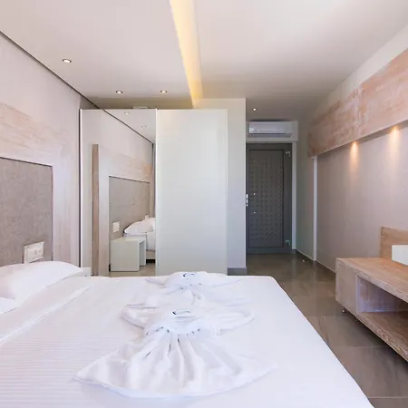 Aegean Infinity Deluxe 4* לימנריה