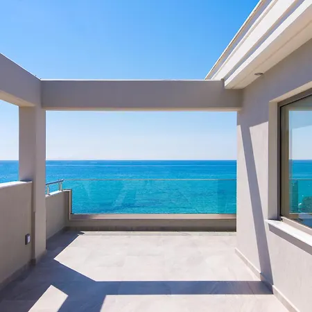 Aegean Infinity Deluxe 4*