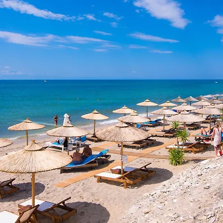 מלון Aegean Infinity Deluxe 4*