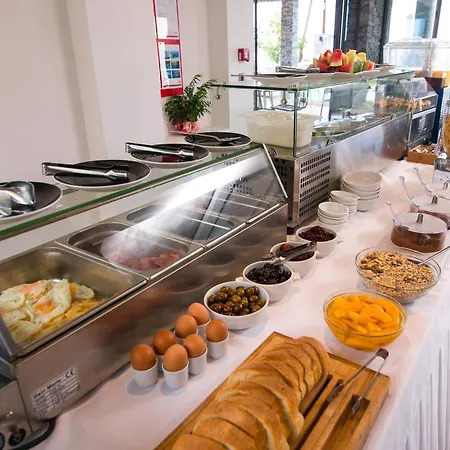 Aegean Infinity Deluxe 4* לימנריה