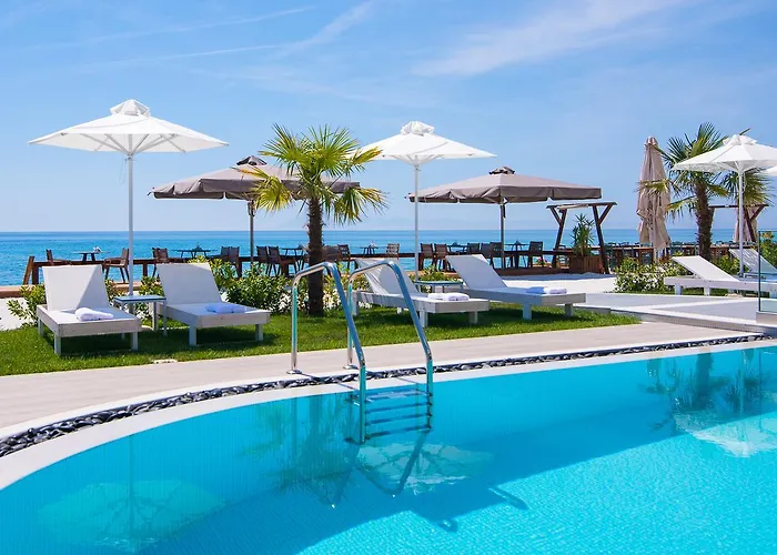 Aegean Infinity Deluxe 4*